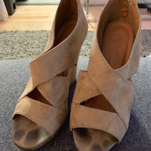 Altar'd State Tan Beige Wedges Size 8